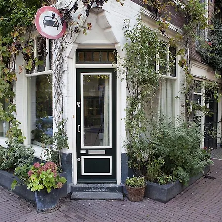 Eelhouse Apartamento *