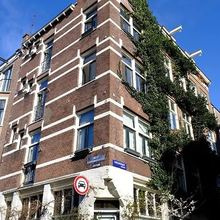 Eelhouse *